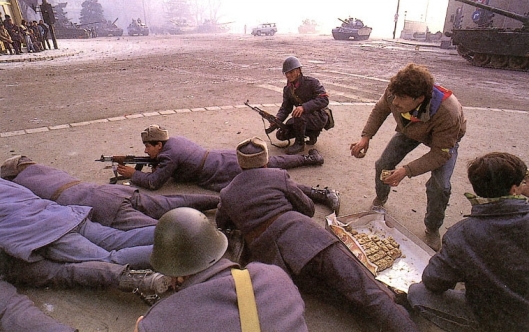 fighting in Bucharest Romanian revolution revolutia romana 1989 romanians