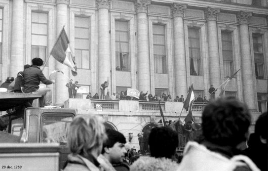 romanians protest Romanian revolution 1989 revolutia romana