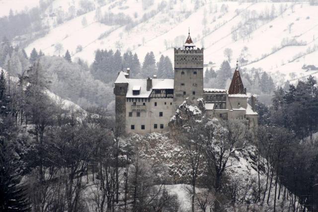 Castelul Bran Castle Transylvania Winter Iarna Vlad Dracula Tepes