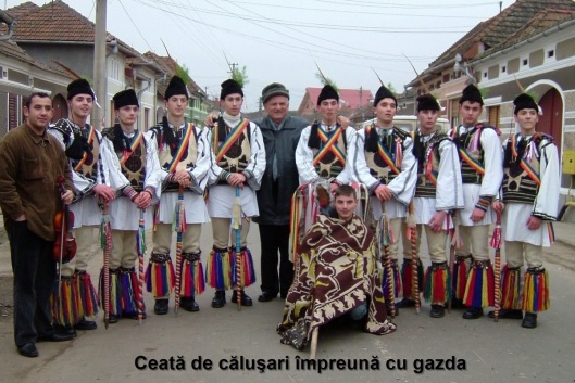 calusari-din-romos-transylvania-romanian-traditions-pagan-customs-dance-europe-romanian-culture