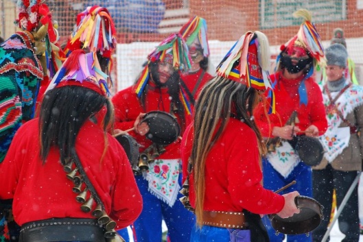 traditia-mersului-cu-capra-datini-si-obiceiuri-de-iarna-romanian-pagan-traditions-culture